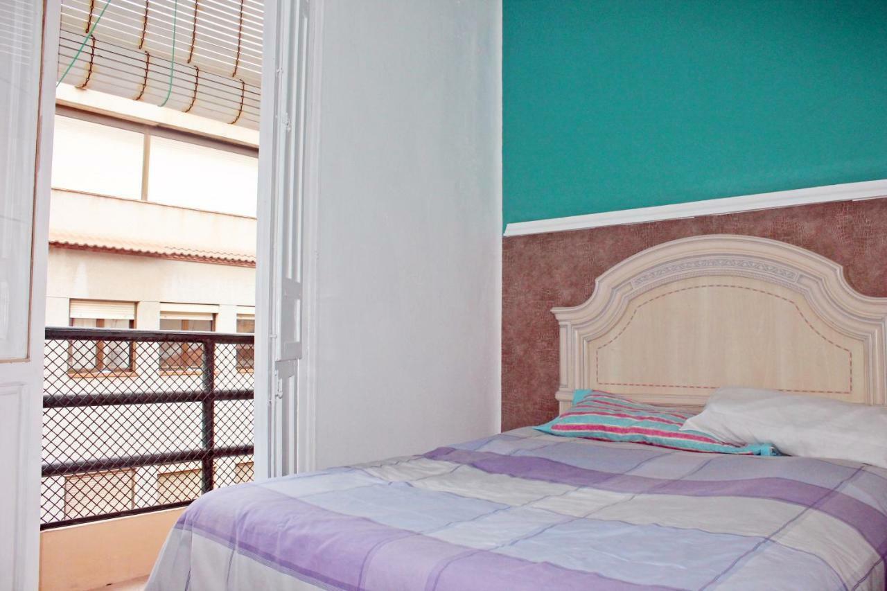 Habitacion Con Terraza En Alicante Exterior foto