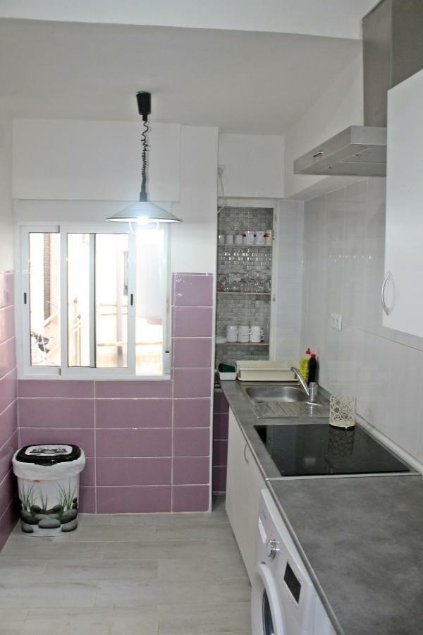 Habitacion Con Terraza En Alicante Exterior foto